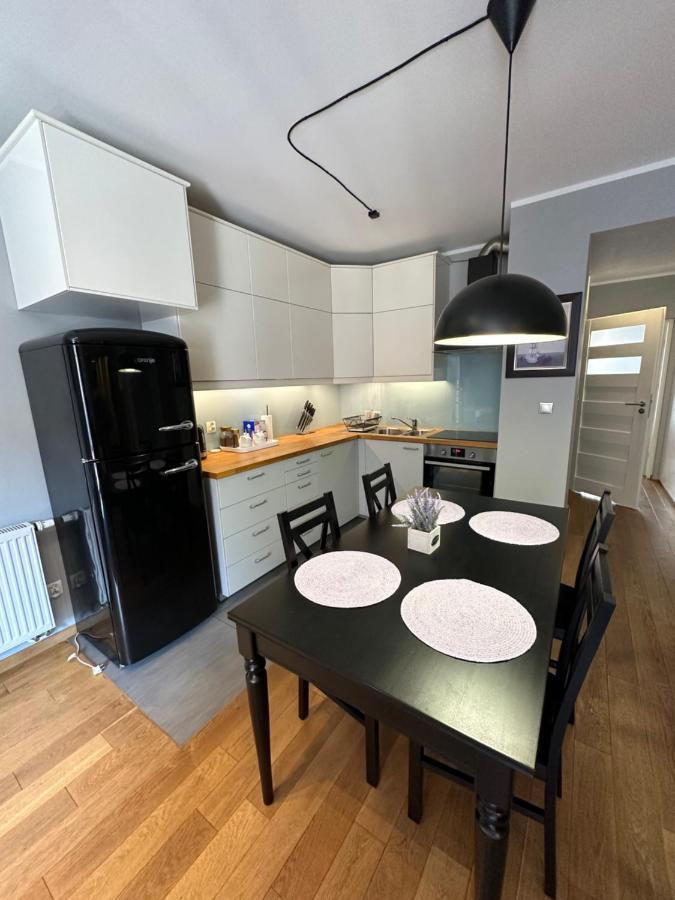 Apartamento Browar Lubicz- 5Min Walk To The Old Town, Garage Cracovia Exterior foto